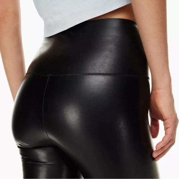 Wilfred Free Daria Legging in Black Faux Leather - Picture 3 of 7